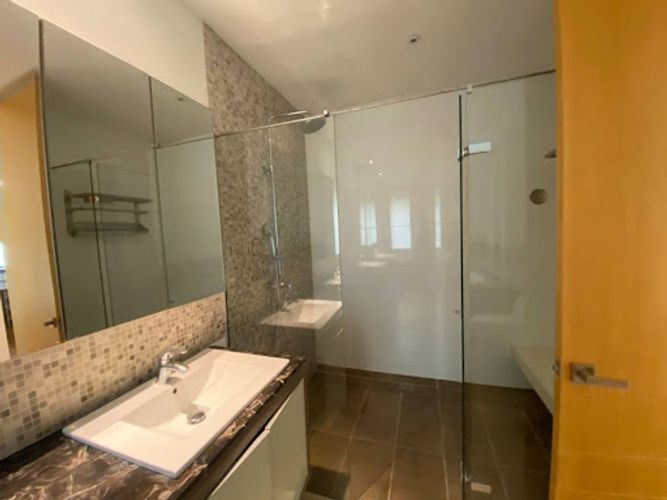 Casa de 3 alcobas en arriendo en Loma Benedictinos, Medellín, 337 m² · foto 21 de 24