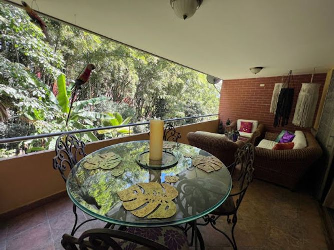 Casa de 4 alcobas en venta en Cumbres, Envigado, 272 m² · foto 2 de 24