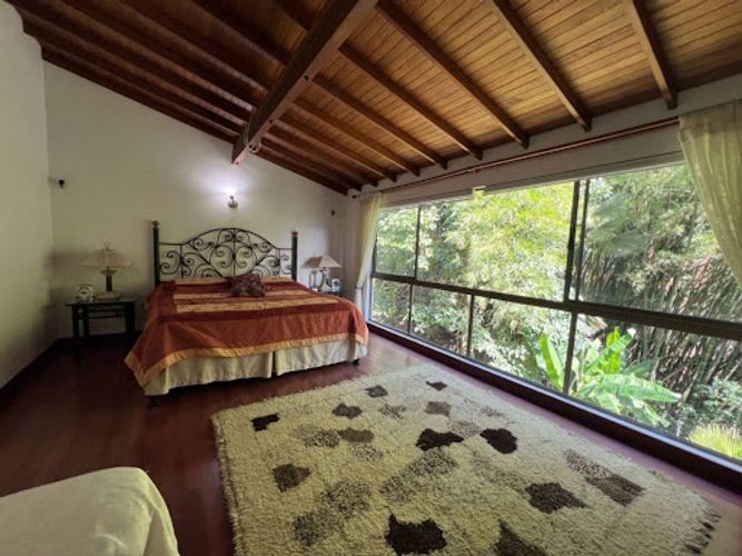 Casa de 4 alcobas en venta en Cumbres, Envigado, 272 m² · foto 17 de 24