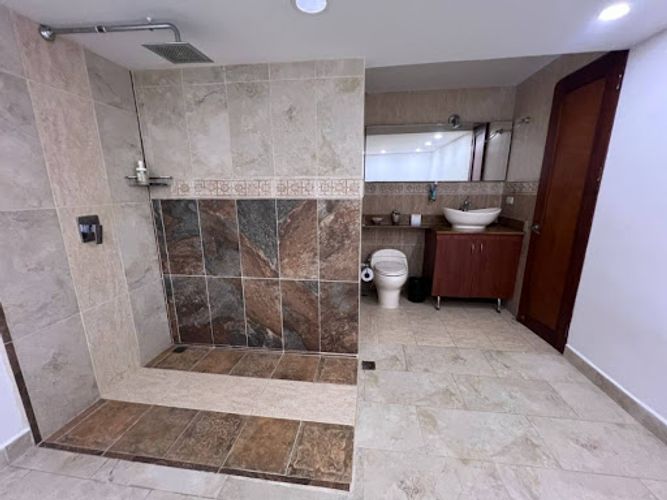 Casa de 4 alcobas en venta en Cumbres, Envigado, 272 m² · foto 19 de 24