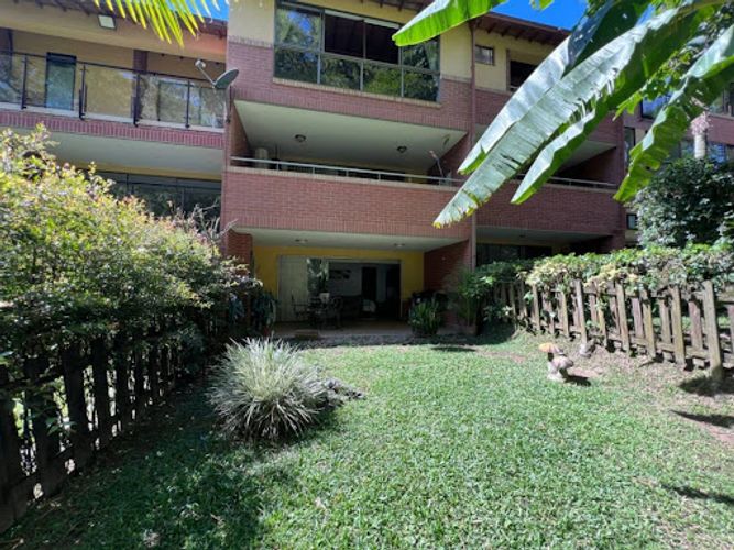 Casa de 4 alcobas en venta en Cumbres, Envigado, 272 m² · foto 21 de 24