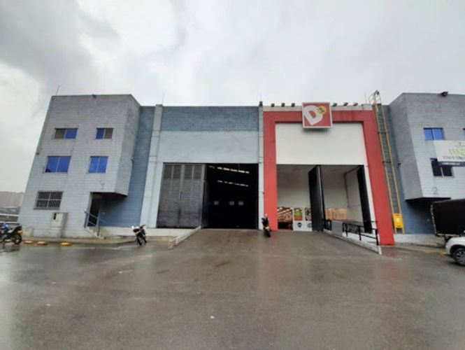 Bodega en arriendo en Sierra Morena, La Estrella, 1011 m² · foto 2 de 16