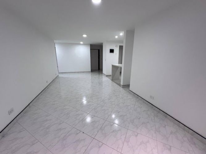 Apartamento de 3 alcobas en venta en La Linde, Medellín, 96 m² · foto 6 de 18