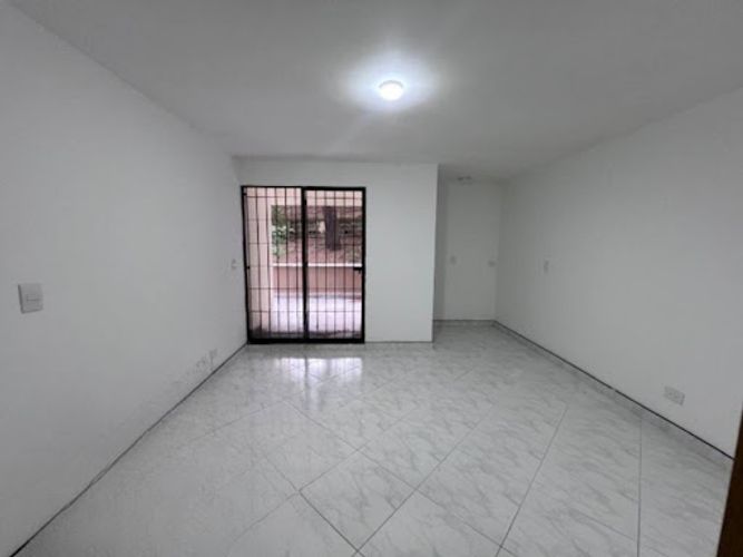 Apartamento de 3 alcobas en venta en La Linde, Medellín, 96 m² · foto 8 de 18