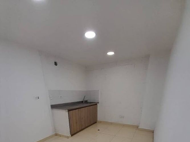 Bodega en arriendo en Sierra Morena, La Estrella, 1011 m² · foto 16 de 16