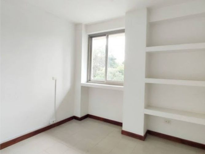 Oficina en arriendo en La Aguacatala, Medellín, 217 m² · foto 3 de 7