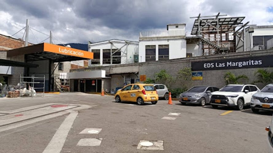 Local en arriendo en Caribe, Medellín, 18 m² · foto 2 de 6