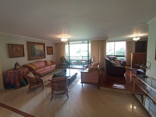 Apartamento en arriendo en La Tomatera, Medellín · foto 2 de 24