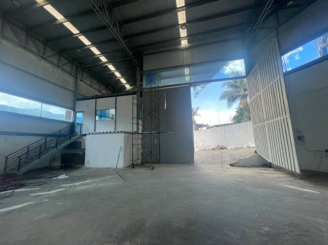Bodega en arriendo en La Tablaza, La Estrella, 350 m² · foto 2 de 14