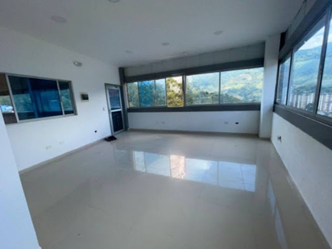 Bodega en arriendo en La Tablaza, La Estrella, 350 m² · foto 5 de 14