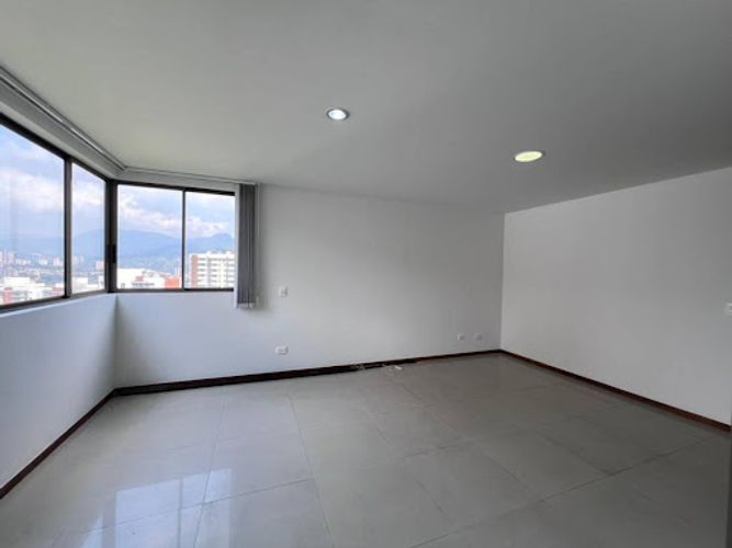Apartamento de 3 alcobas en venta en Aves Maria, Sabaneta, 127 m² · foto 6 de 23