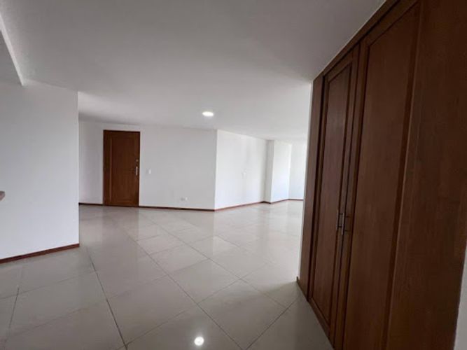 Apartamento de 3 alcobas en venta en Aves Maria, Sabaneta, 127 m² · foto 10 de 23