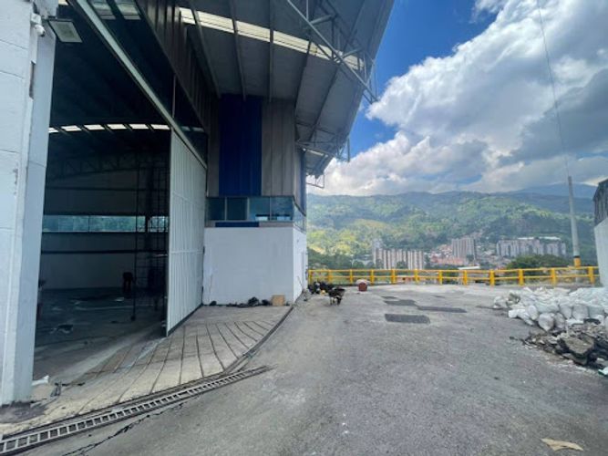 Bodega en arriendo en La Tablaza, La Estrella, 350 m² · foto 13 de 14
