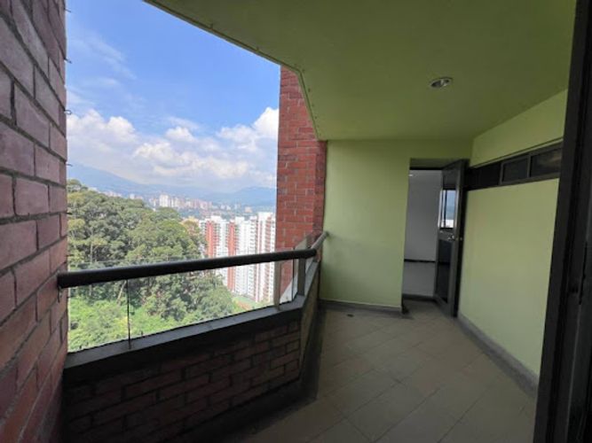 Apartamento de 3 alcobas en venta en Aves Maria, Sabaneta, 127 m² · foto 18 de 23