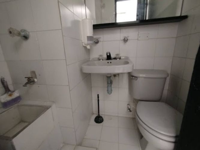Local en arriendo en Laureles, Medellín, 153 m² · foto 10 de 11