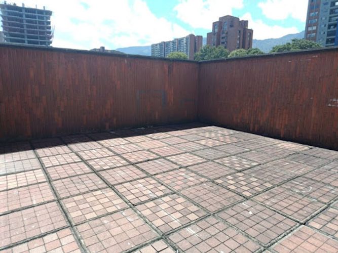 Oficina en arriendo en Las Vegas, Itagüí, 867 m² · foto 14 de 17