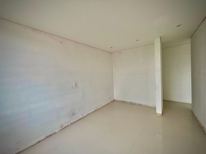 Apartamento de 2 alcobas en venta en Julio Campos Gonzalez, Girardot, 77 m² · foto 2 de 18