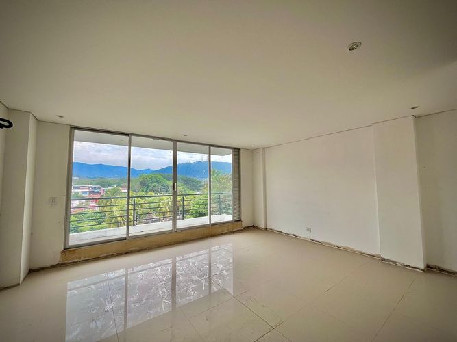 Apartamento de 2 alcobas en venta en Julio Campos Gonzalez, Girardot, 77 m² · foto 4 de 18