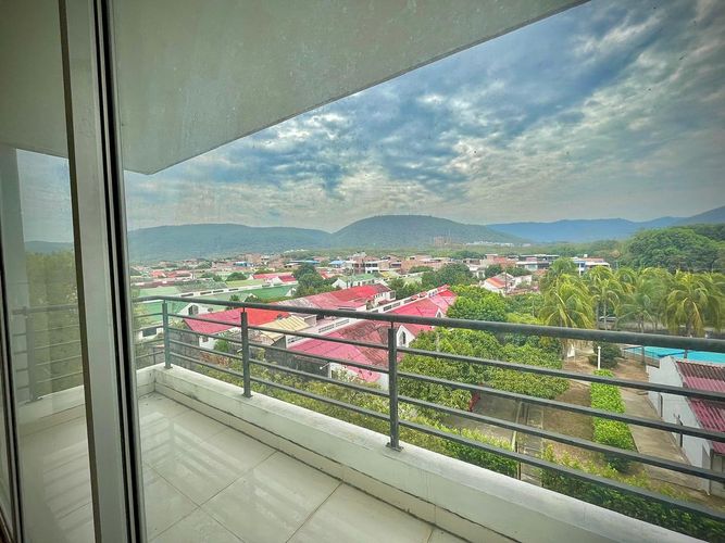Apartamento de 2 alcobas en venta en Julio Campos Gonzalez, Girardot, 77 m² · foto 11 de 18