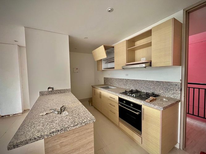 Apartamento de 2 alcobas en venta en Julio Campos Gonzalez, Girardot, 77 m² · foto 13 de 18