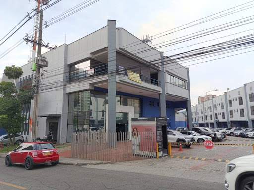 Local en Arriendo en Shellmar, Medellín