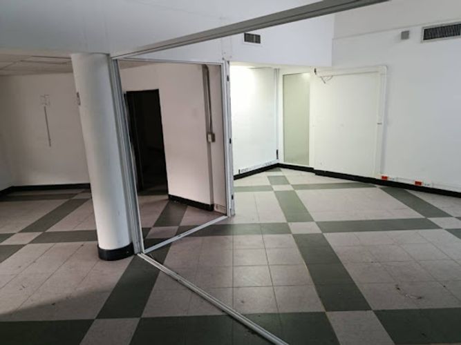 Local en arriendo en Shellmar, Medellín, 1212 m² · foto 13 de 24