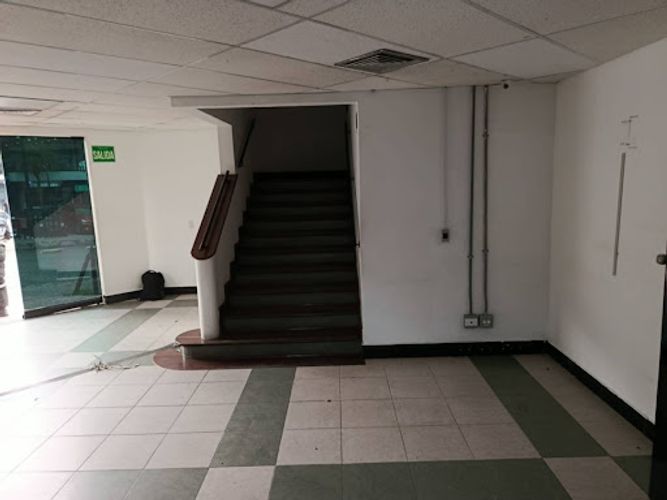 Local en arriendo en Shellmar, Medellín, 1212 m² · foto 15 de 24