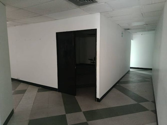 Local en arriendo en Shellmar, Medellín, 1212 m² · foto 17 de 24