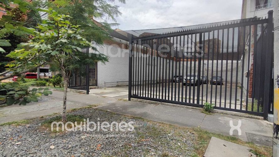 Lote en arriendo en San Joaquin, Medellín, 300 m² · foto 2 de 6