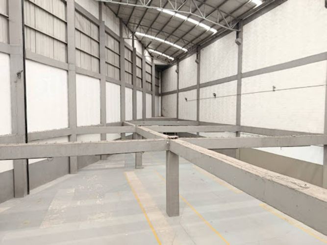 Bodega en arriendo en La Inmaculada, La Estrella, 2533 m² · foto 9 de 24