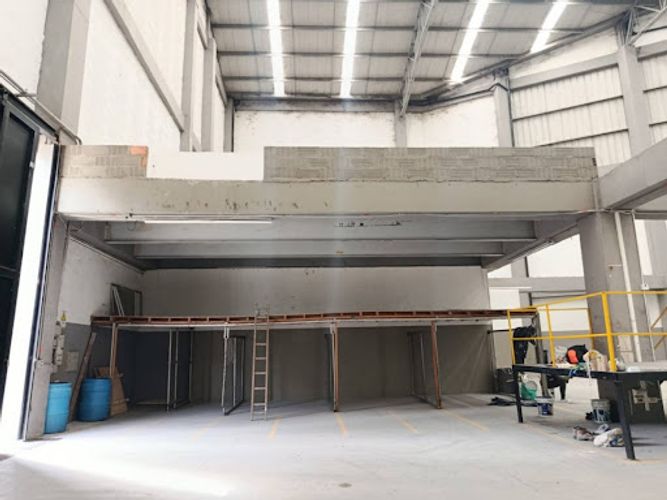 Bodega en arriendo en La Inmaculada, La Estrella, 2533 m² · foto 12 de 24