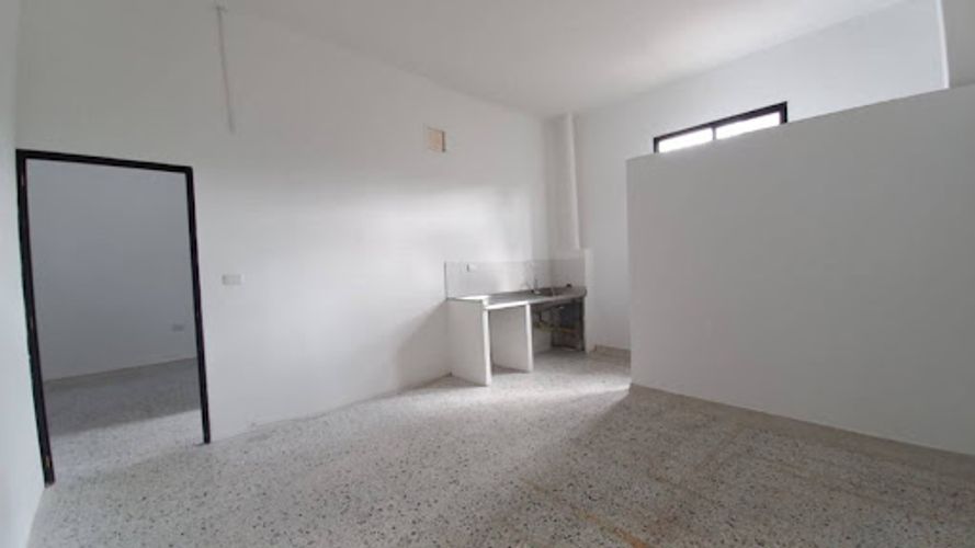 Local en arriendo en El Centro, El Carmen de Viboral, 154 m² · foto 7 de 14