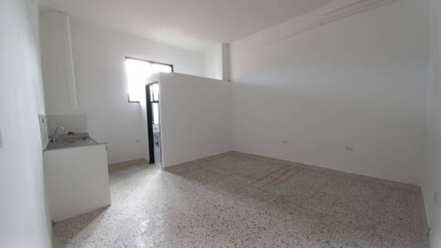 Local en arriendo en El Centro, El Carmen de Viboral, 154 m² · foto 8 de 14
