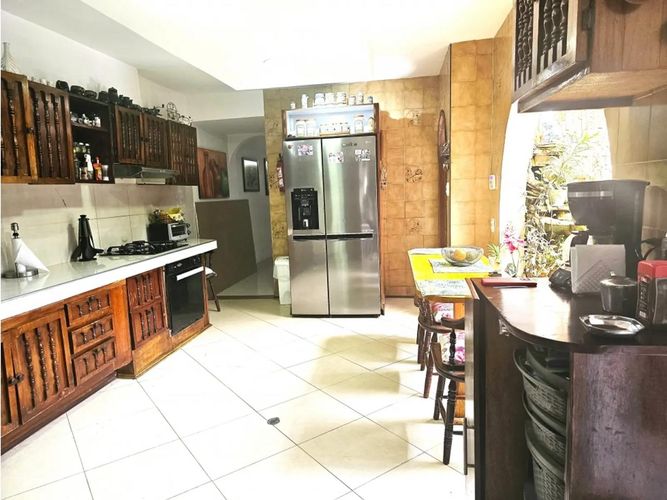 Casa de 4 alcobas en venta en Prados Del Norte, Cali, 242 m² · foto 6 de 24