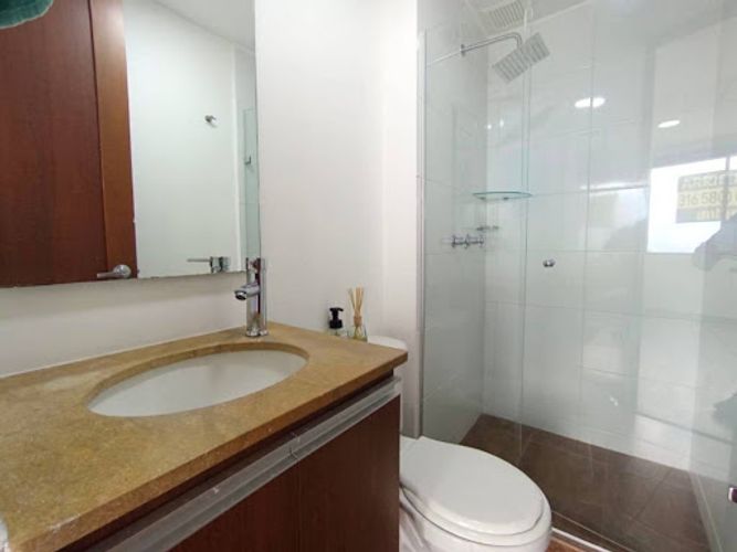 Apartamento de 2 alcobas en venta en Loma Del Barro, Sabaneta, 69 m² · foto 11 de 17