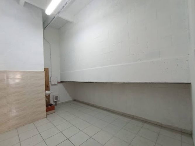 Local en venta en Aliadas Del Sur, Itagüí, 42 m² · foto 3 de 10