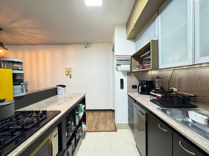 Apartamento de 2 alcobas en arriendo en Cumbres, Envigado, 124 m² · foto 10 de 20