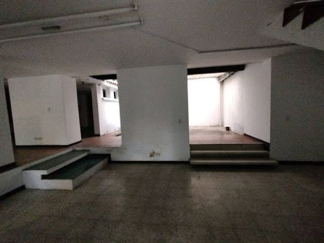 Local en arriendo en Simesa, Medellín, 400 m² · foto 8 de 13