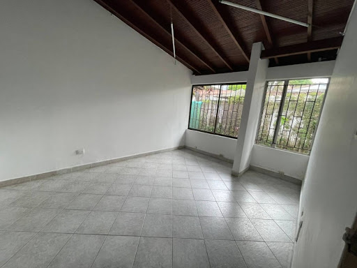 Casa en arriendo en Patio Bonito, Medellín · foto 13 de 23