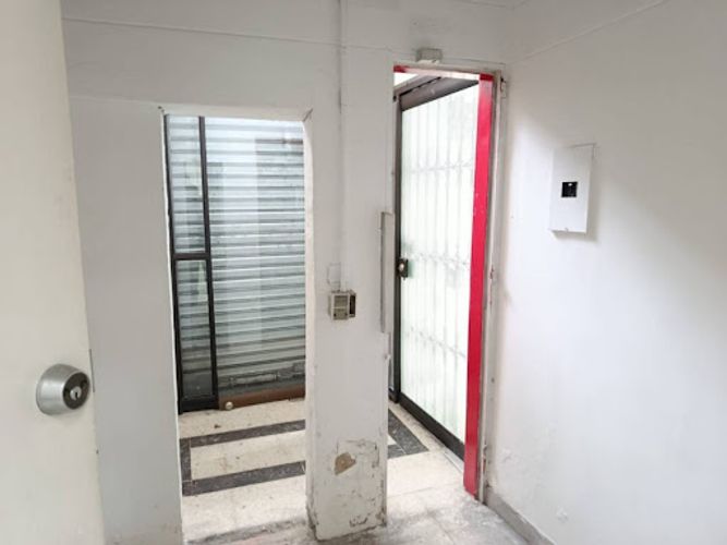 Local en arriendo en Estacion Villa, Medellín, 300 m² · foto 14 de 19