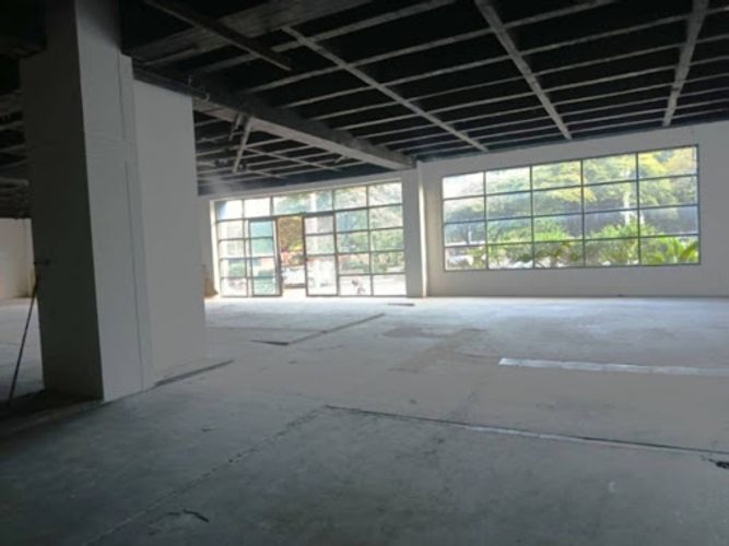 Local en arriendo en Estadio, Medellín, 750 m² · foto 9 de 18
