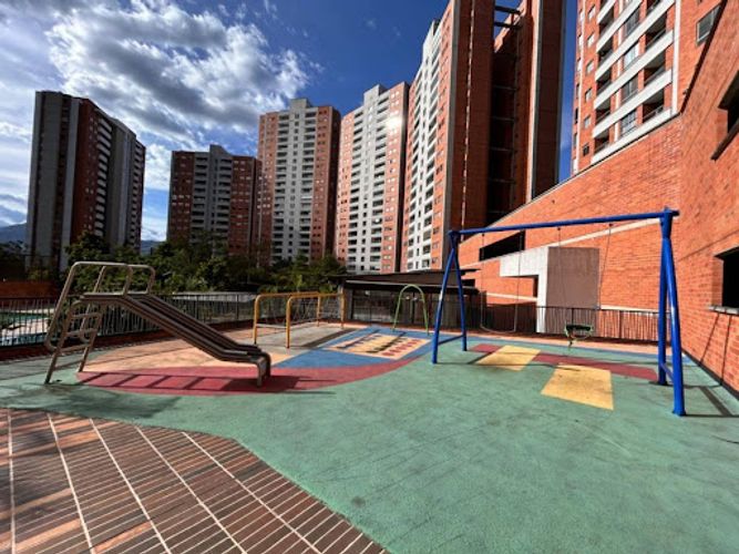 Apartamento en venta en Cañaveralejo, La Estrella · foto 19 de 24