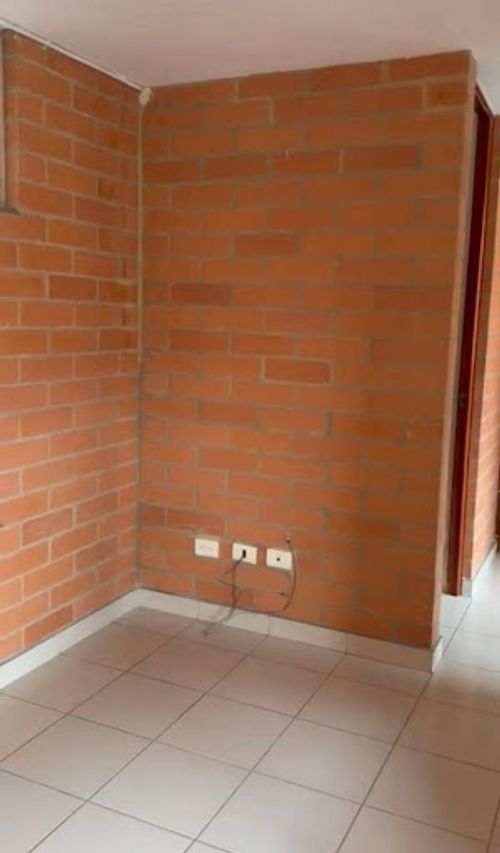 Apartamento de 3 alcobas en arriendo en Cr. La Finca Sm 9, Madrid, 57 m² · foto 7 de 8