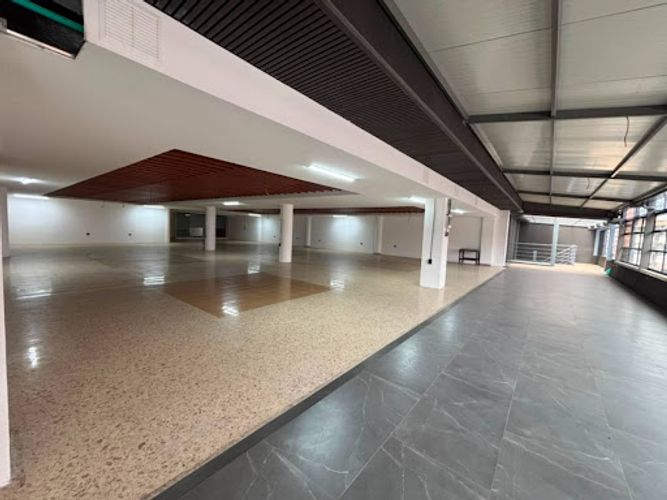 Local en arriendo en Centro, Rionegro, 590 m² · foto 2 de 10