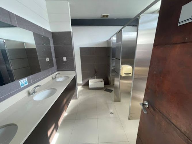 Bodega en arriendo en La Esmeralda, Itagüí, 2026 m² · foto 7 de 18