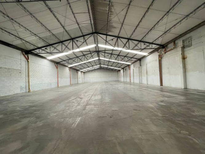 Bodega en arriendo en La Esmeralda, Itagüí, 2026 m² · foto 16 de 18
