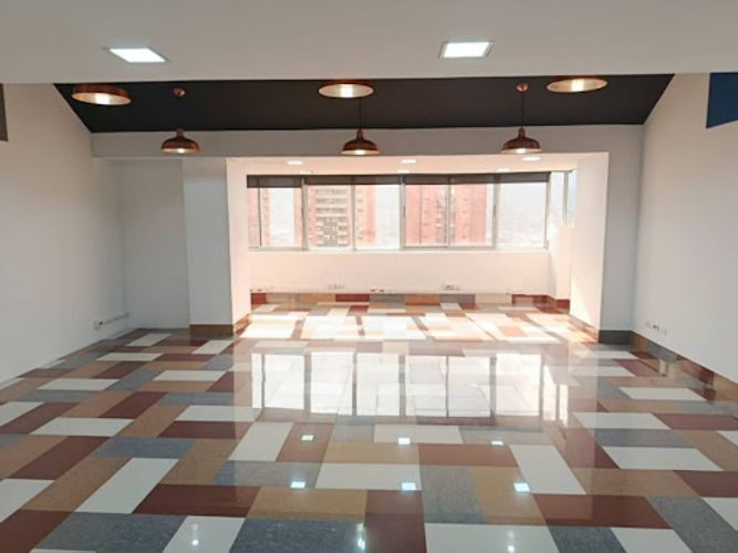 Oficina en arriendo en Shellmar, Medellín, 120 m² · foto 2 de 13