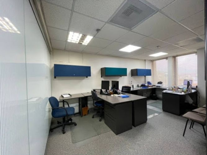 Oficina en arriendo en El Chagualo, Medellín, 350 m² · foto 3 de 19