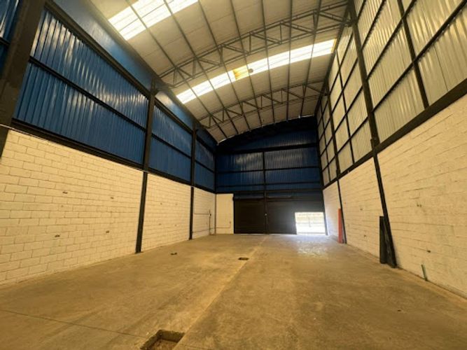 Bodega en arriendo en Las Cabañas, Marinilla, 200 m² · foto 4 de 7