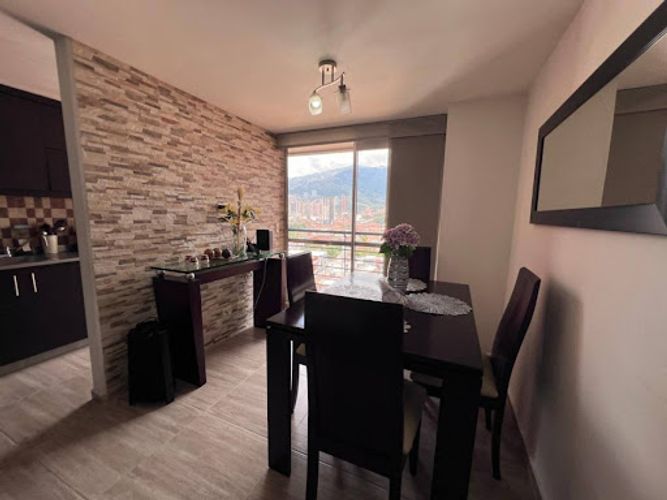 Apartamento de 2 alcobas en venta en Niquia, Bello, 54 m² · foto 2 de 24